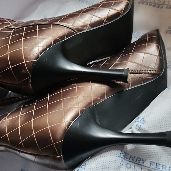 Henry Herrera bronze boots - Picture 7 of 12